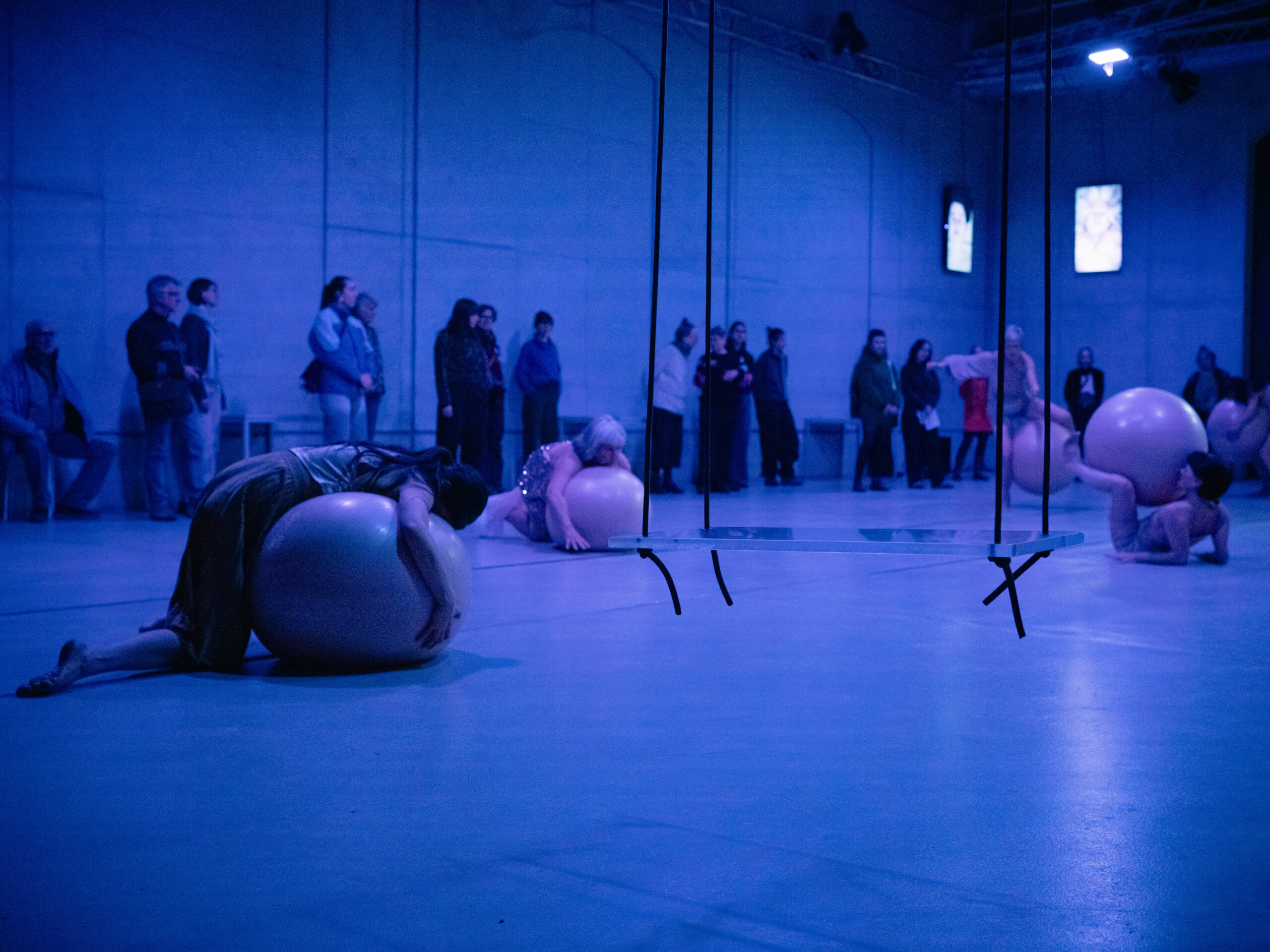 Performance Dance your skin collective © Florian Siegert